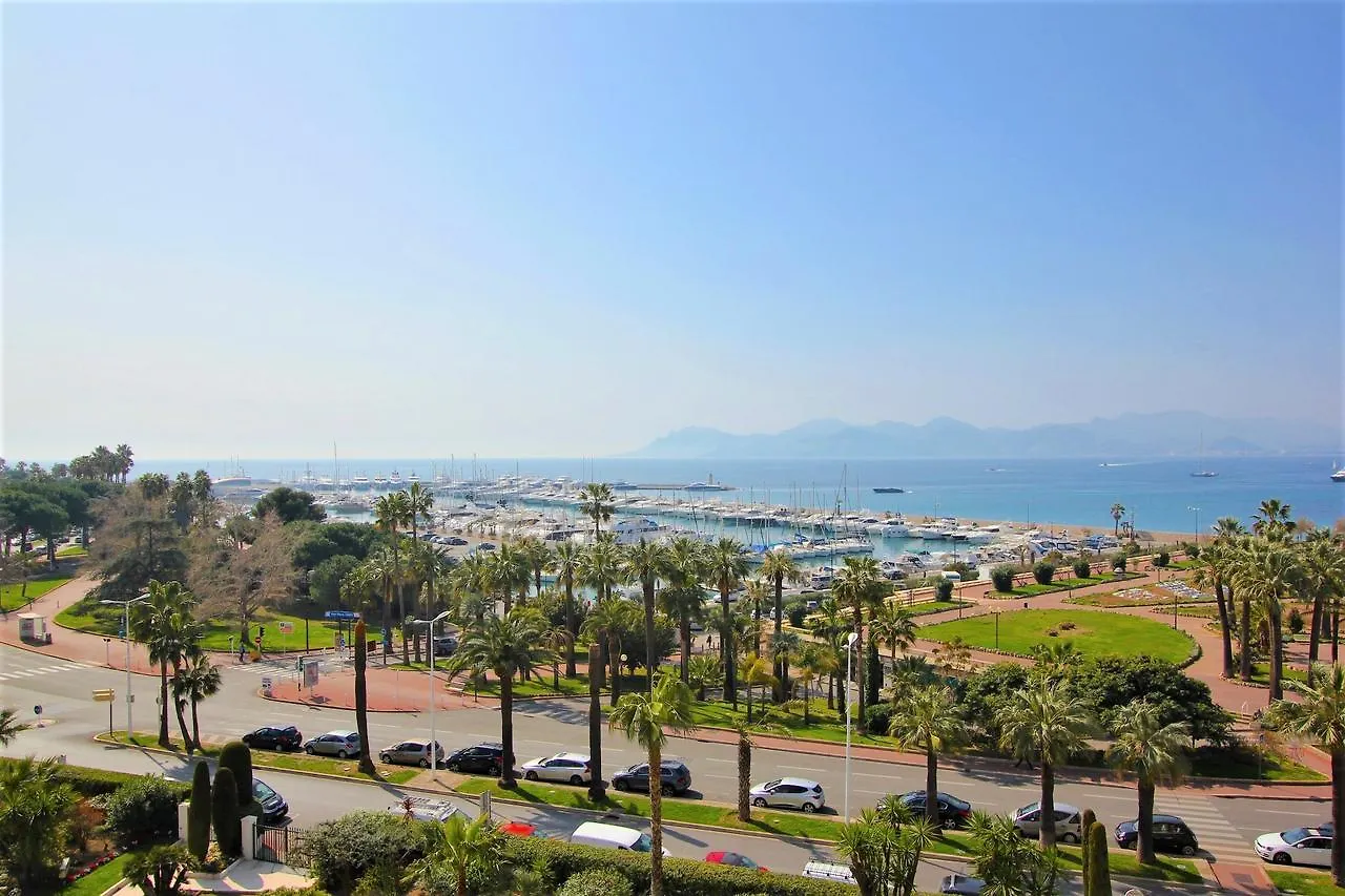 Le Parisien - Appartement 4 Pieces, 6 Pers Cannes 0*,  France