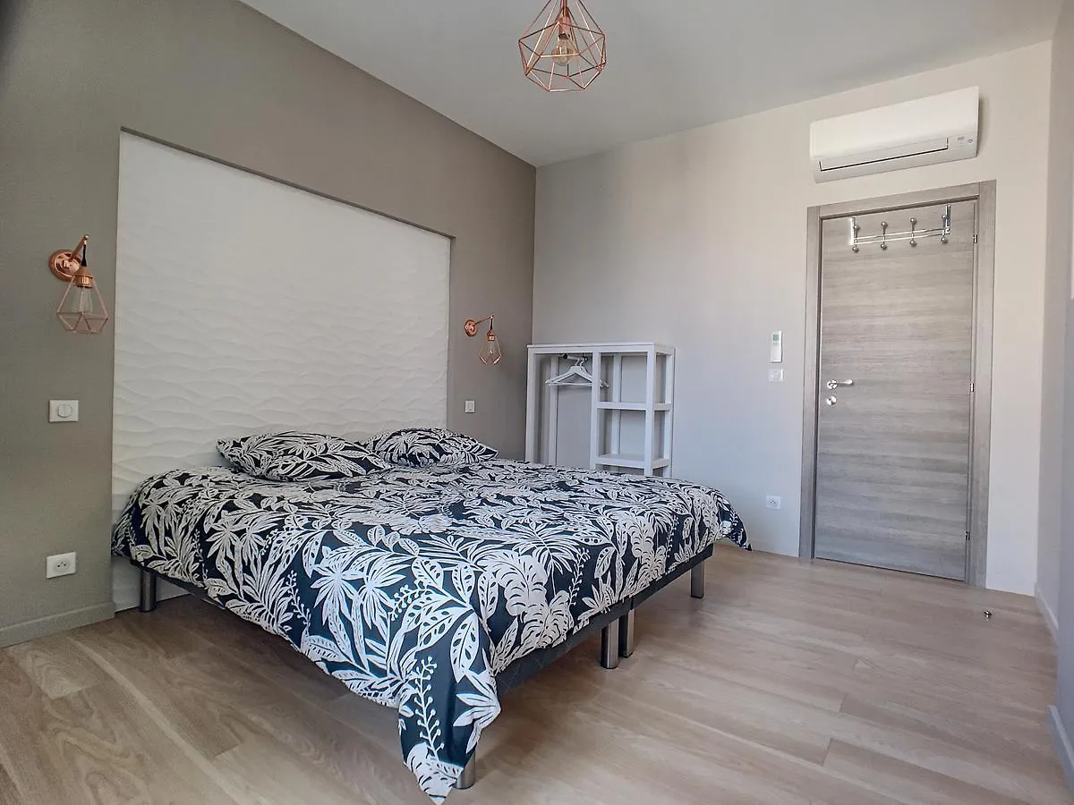 Le Parisien - Appartement 4 Pieces, 6 Pers Cannes Apartment