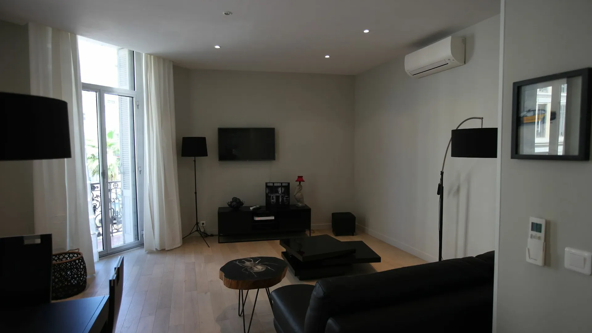 Le Parisien - Appartement 4 Pieces, 6 Pers Cannes Apartmán